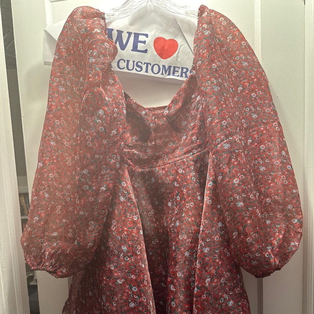 Selkie Princess dress - Picture 1 of 3